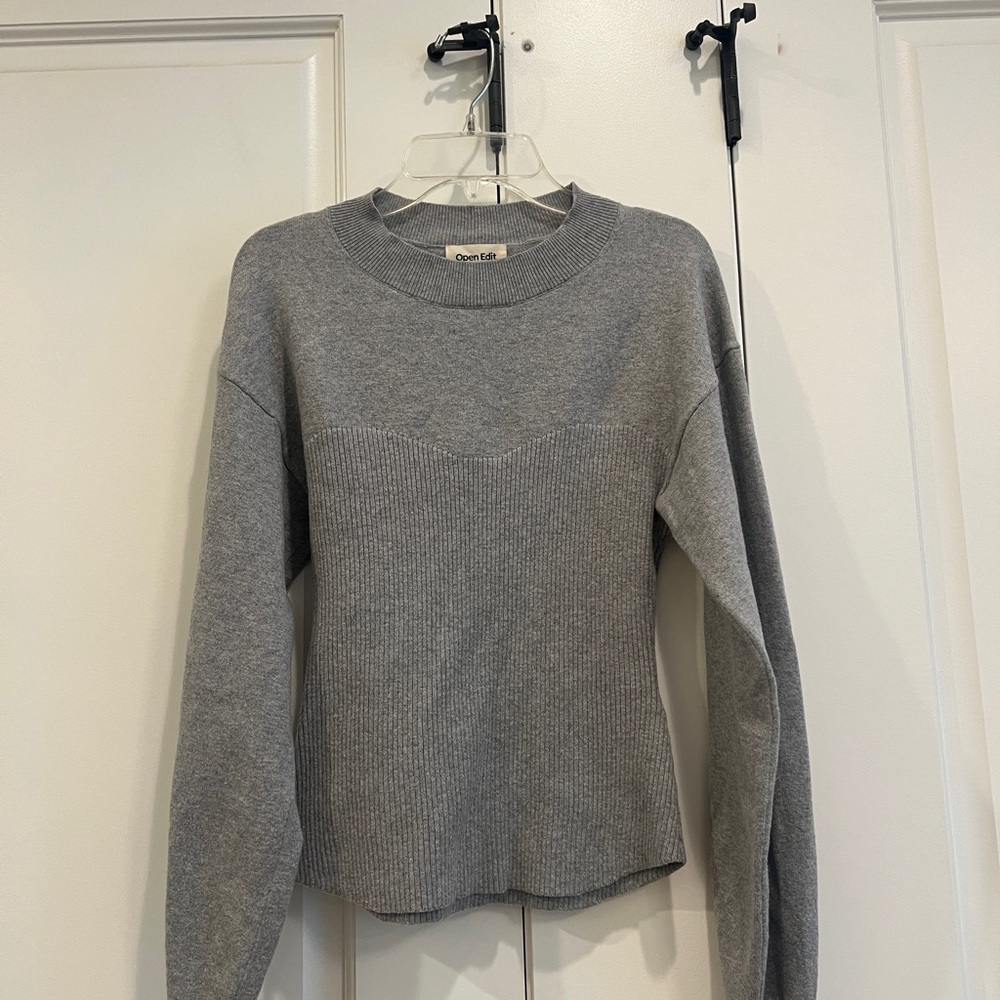 Gray Crewneck Sweater
